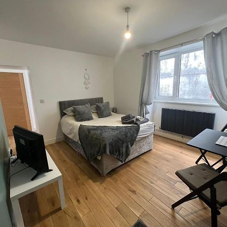 Dream Weaver Apartment Σουόνσι Εξωτερικό φωτογραφία