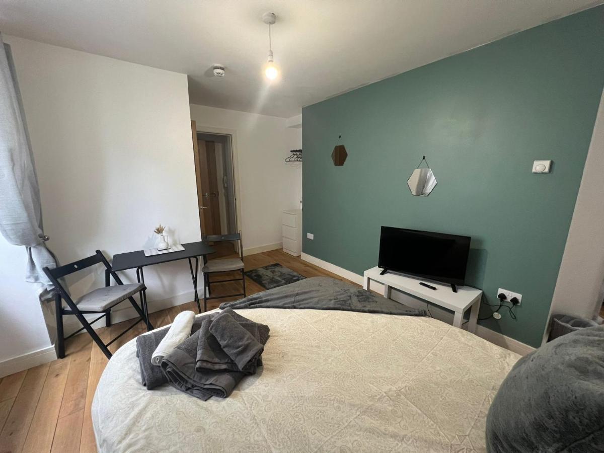 Dream Weaver Apartment Σουόνσι Εξωτερικό φωτογραφία