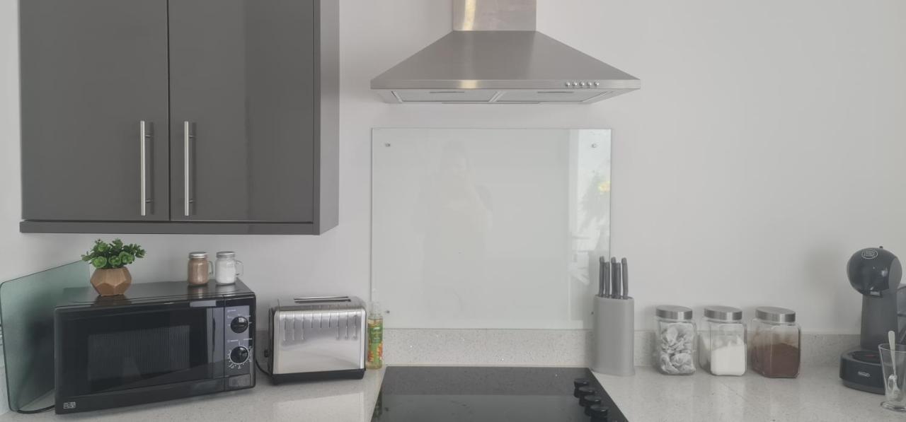 Dream Weaver Apartment Σουόνσι Εξωτερικό φωτογραφία