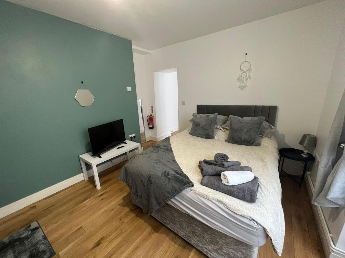 Dream Weaver Apartment Σουόνσι Εξωτερικό φωτογραφία